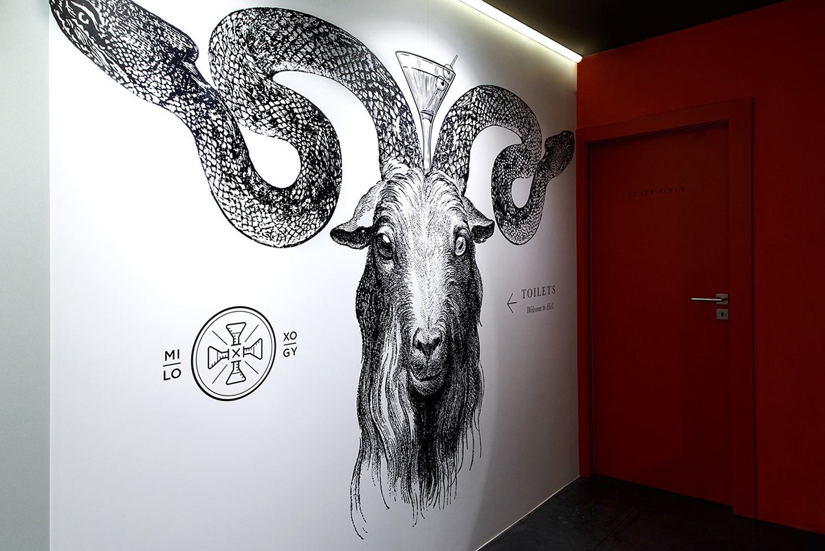 Alchemy Bar雞尾酒酒吧品牌設(shè)計(jì)欣賞,酒吧品牌設(shè)計(jì)，餐飲品牌設(shè)計(jì)，酒吧空間設(shè)計(jì)，酒吧品牌策劃，酒吧品牌全案策劃，餐飲品牌策劃，深圳品牌設(shè)計(jì)，深圳品牌策劃，深圳品牌全案策劃，深圳品牌形象塑造，深圳包裝設(shè)計(jì)，深圳空間設(shè)計(jì)，左右格局