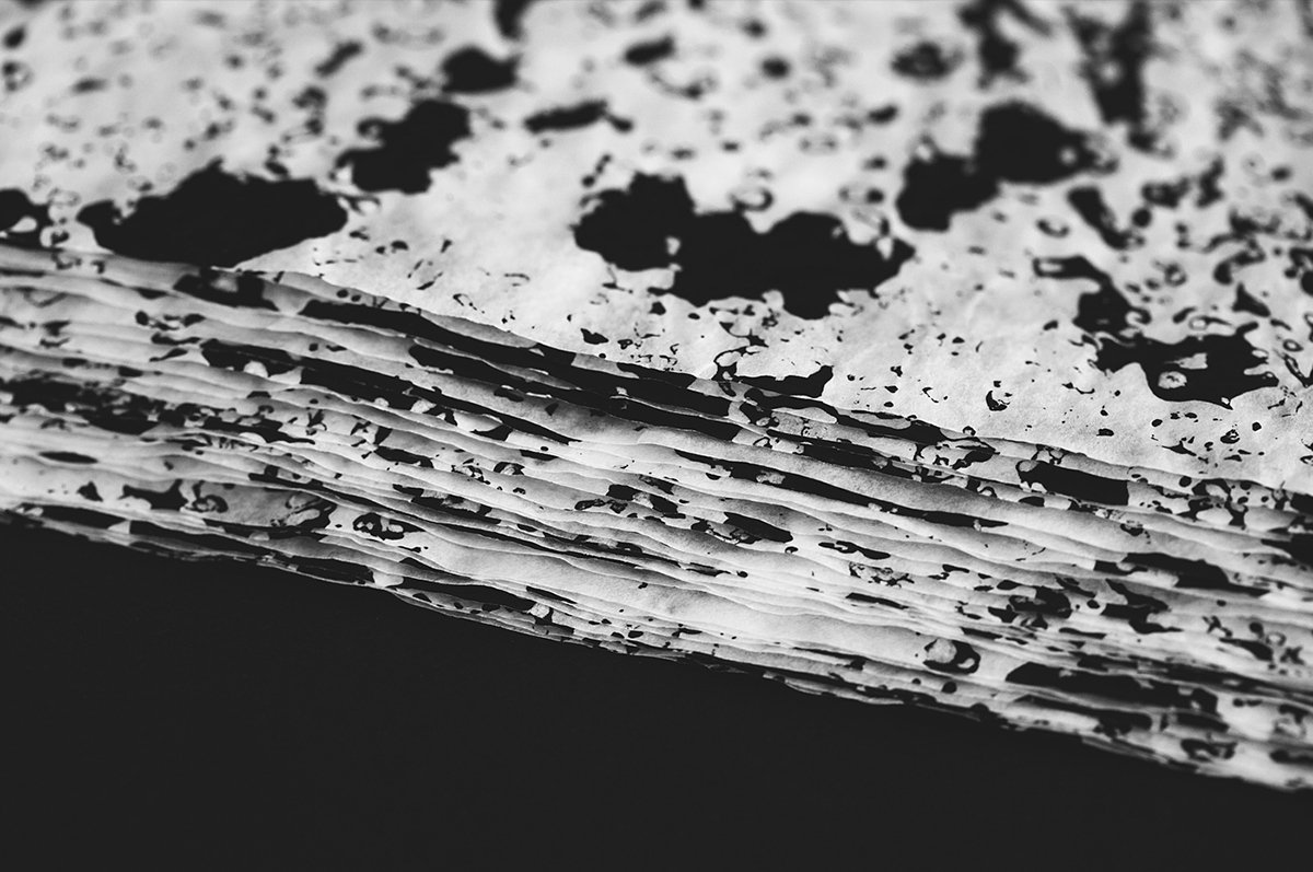 Emboscada手工制酒品牌品牌設(shè)計欣賞，手工制酒品牌，酒品牌設(shè)計，酒品牌策劃，酒品牌全案策劃，酒品牌形象塑造，酒品牌包裝設(shè)計，深圳品牌設(shè)計，深圳皮牌策劃，深圳品牌全案策劃，深圳品牌形象塑造，深圳包裝設(shè)計，左右格局