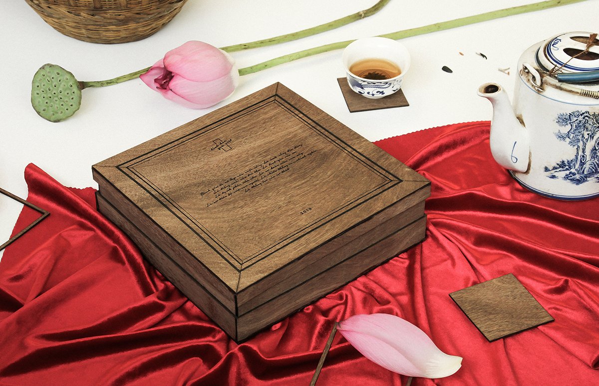 高端月餅品牌包裝設計案例，品牌設計，品牌包裝設計，高端品牌設計，月餅包裝設計，月餅品牌包裝案例，深圳品牌設計，左右格局