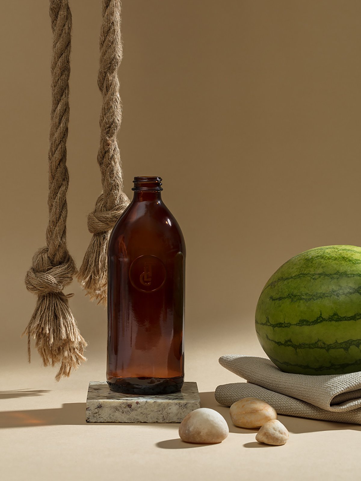TULUM LUXURY海邊豪華酒店品牌設(shè)計(jì)和宣傳畫冊(cè)設(shè)計(jì)案例,品牌設(shè)計(jì)，酒店品牌設(shè)計(jì)，宣傳畫冊(cè)設(shè)計(jì)，酒店畫冊(cè)設(shè)計(jì)，深圳品牌設(shè)計(jì)
