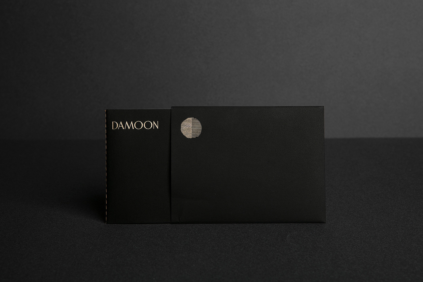 特色餐具Damoon品牌形象策劃——視覺品牌設(shè)計案例，家居品牌設(shè)計，品牌形象策劃，深圳品牌設(shè)計，左右格局